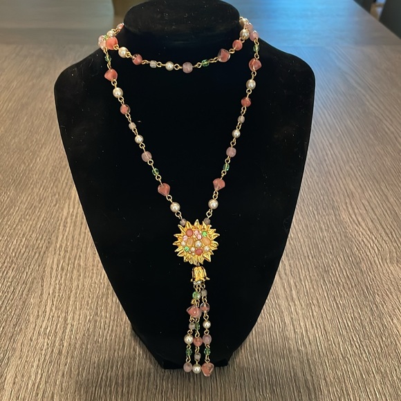 Fun fashion necklace - Picture 2 of 5